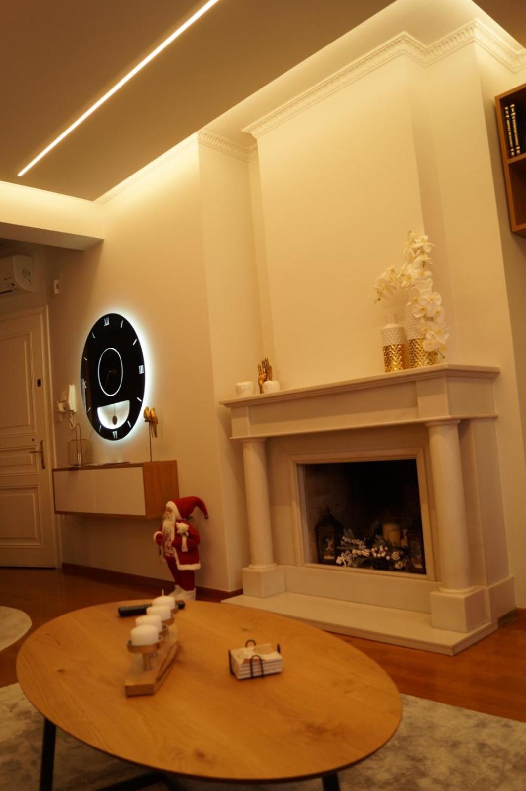 Daphne Luxury Apartment แคซโทเรีย ภายนอก รูปภาพ