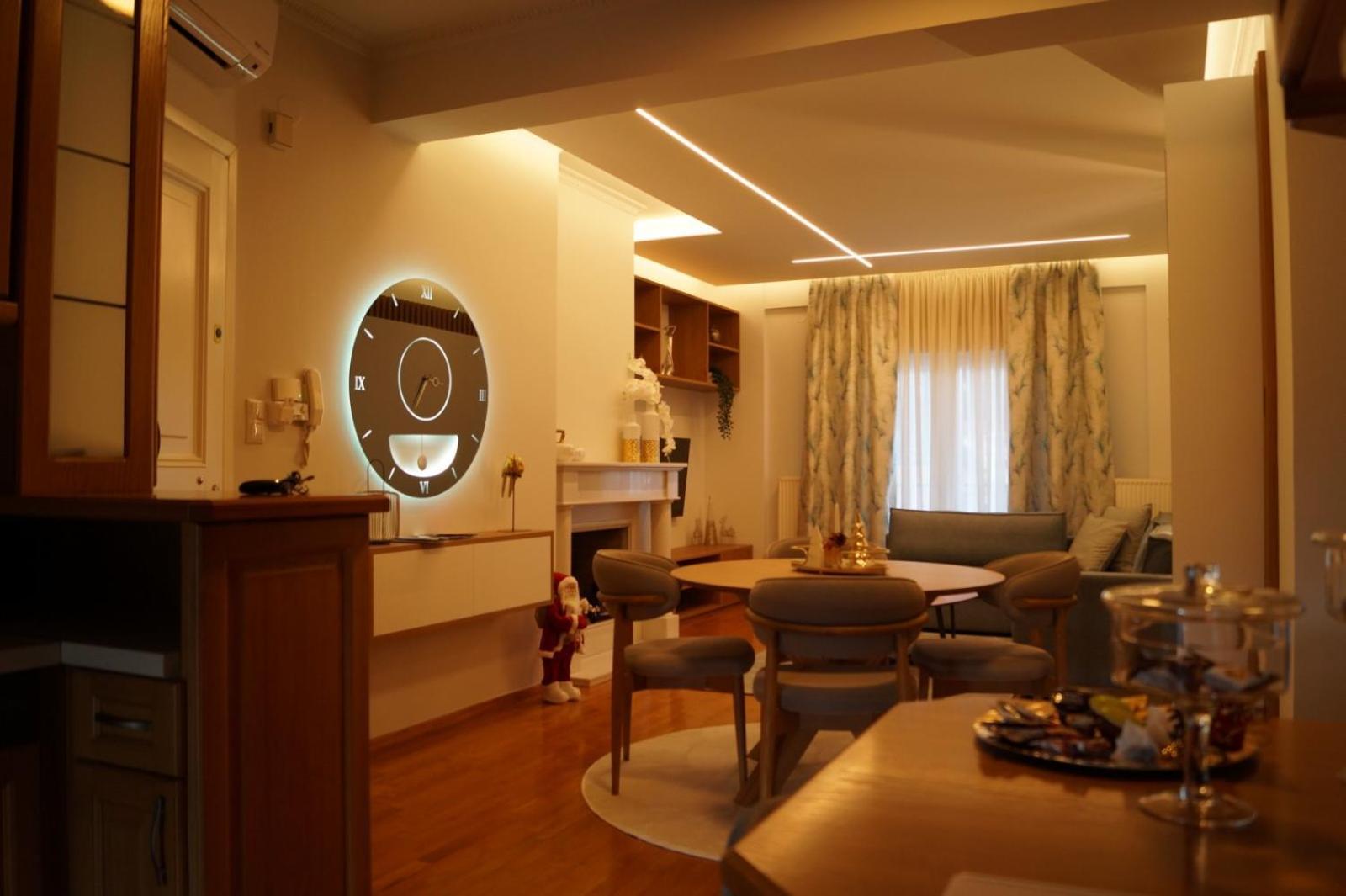 Daphne Luxury Apartment แคซโทเรีย ภายนอก รูปภาพ