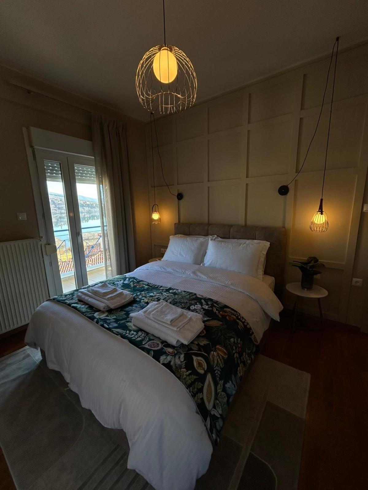 Daphne Luxury Apartment แคซโทเรีย ภายนอก รูปภาพ